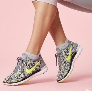 Nike Free 5.0 Digital Camouflage Athletic Shoes size 8 Sneakers Neon Gray